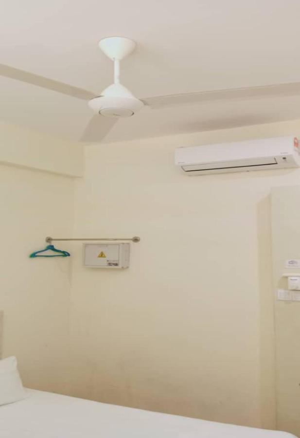 1Acs Residence Kuching Zewnętrze zdjęcie